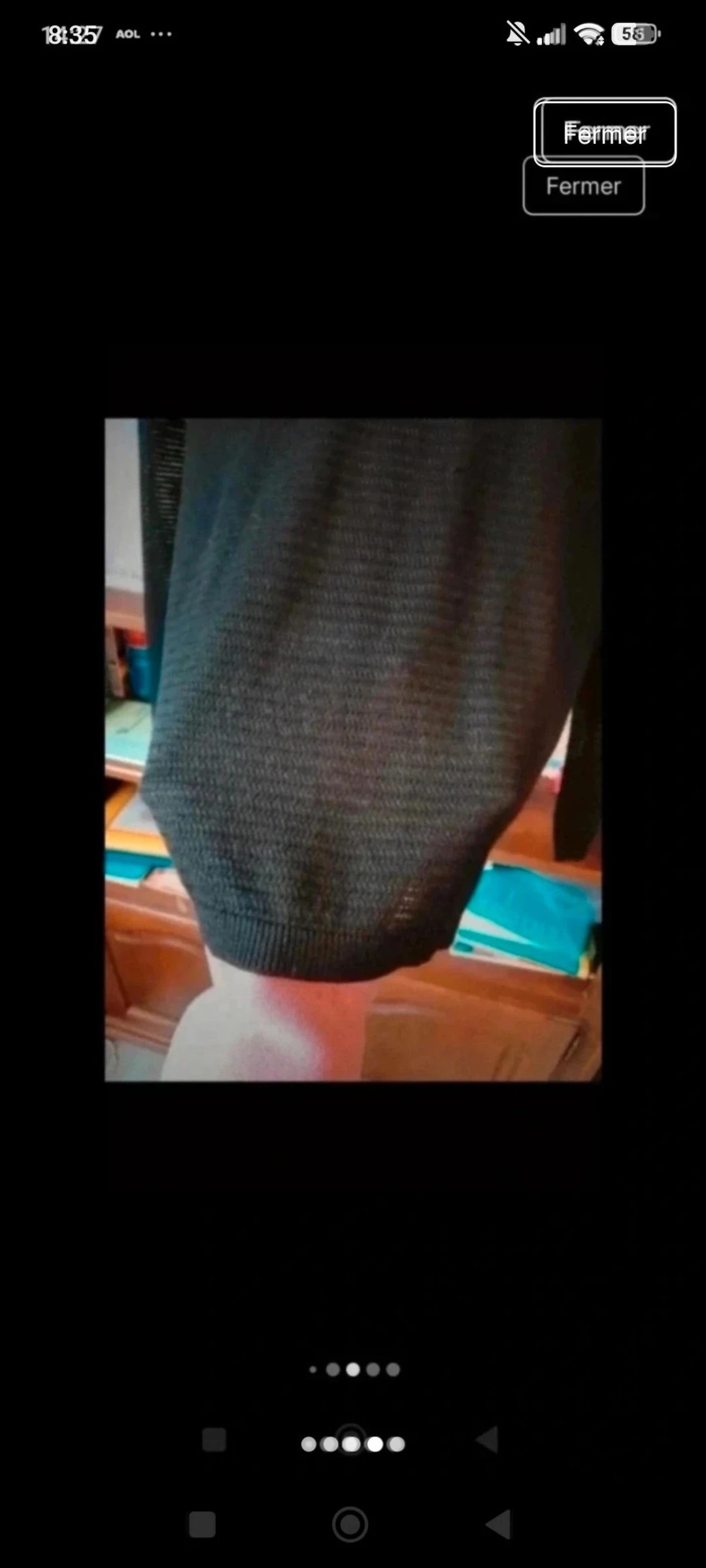 Pull léger avec boutons à l'arrière  – photo 5